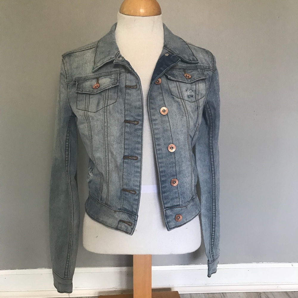 Vanity Cropped Denim Jacket